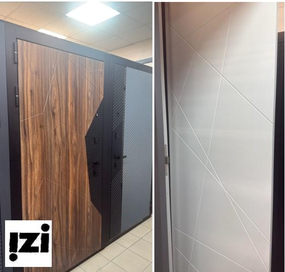 Входная дверь Дельта 17 ПВХ черная шагрень + орех каньон коньяк